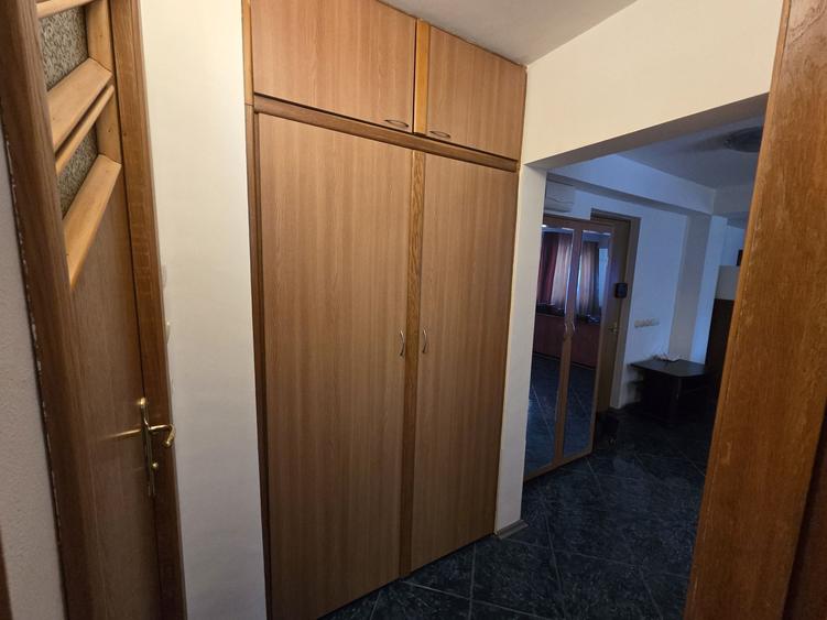 Apartament et. 1, 2 cam. Str. Vidin, aproape de Facultatea de constructii - 8