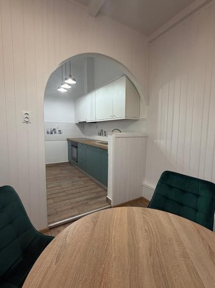 Apartament cu 2 camere decomandat în Ultracentral