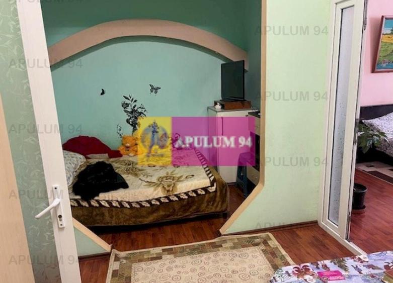 Apartament cu 2 camere semidecomandat în Universitate