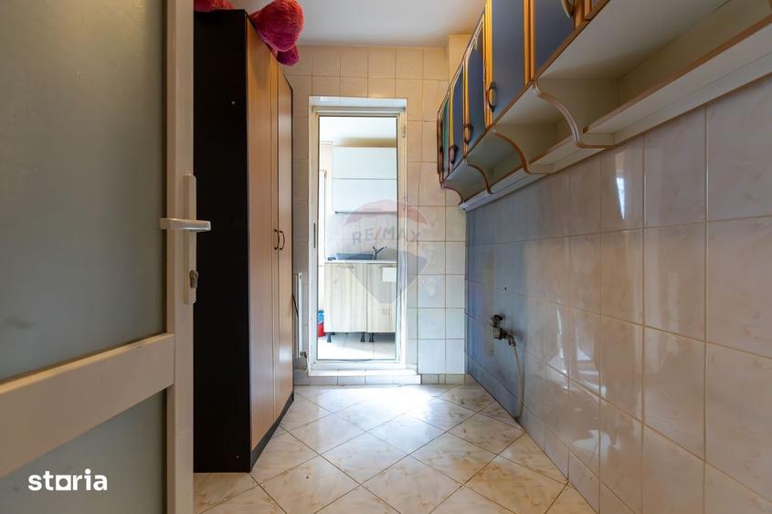Apartament cu 2 camere semidecomandat, mobilat în Zimbru