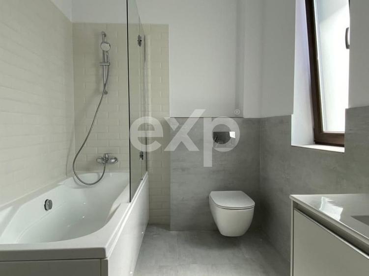 Duplex cu 4 camere cu Teren 250 Mp în Corbeanca