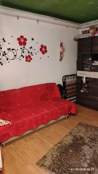 Cameră de cămin transformată în garsonieră, zona Romet - 3