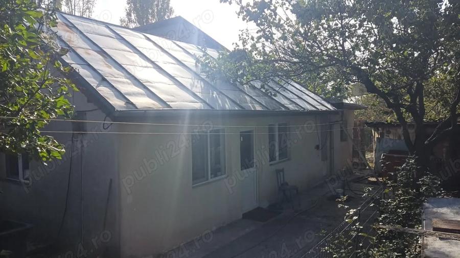 Casă cu 2 camere cu Teren 600 Mp în Titan