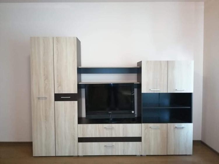 Apartament cu 2 camere semidecomandat în Florești