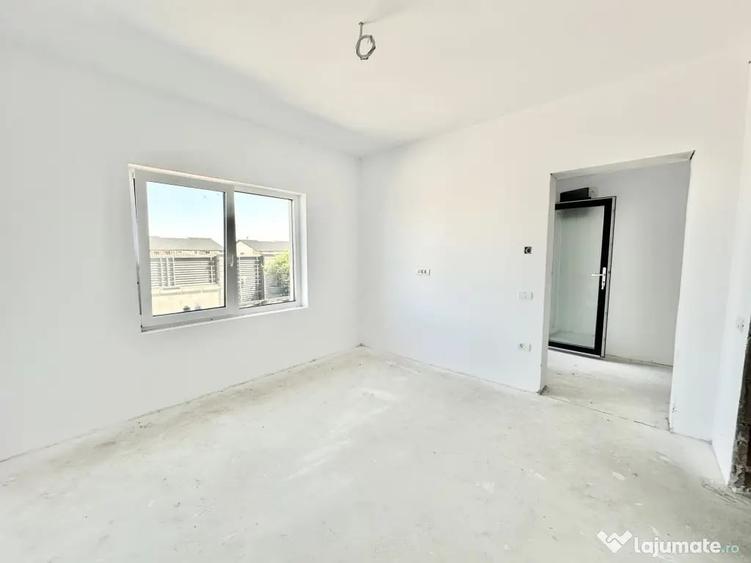 Casă cu 3 camere cu Teren 345 Mp în Moșnița Veche