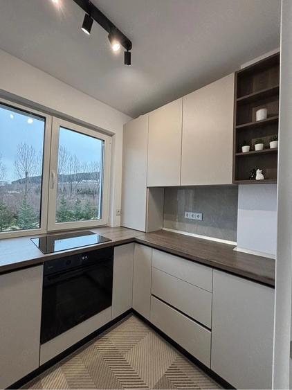 Apartament cu 2 camere semidecomandat în Florești