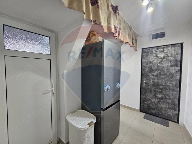 Apartament cu 2 camere nedecomandat în Central