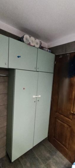 Apartament cu 2 camere decomandat, mobilat în Văcăresti