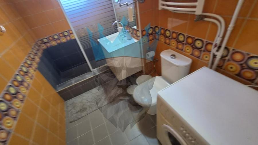 Apartament cu 2 camere semidecomandat, mobilat în Unirii