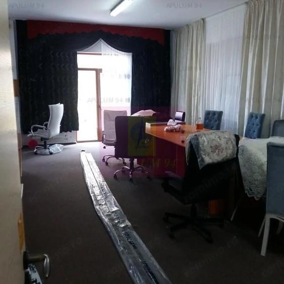 Casă cu 6 camere cu Teren 890 Mp în Dobroești