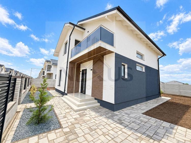 Casă individuală cu 5 camere cu Canalizare în Berceni