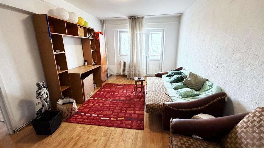 Apartament cu 2 camere decomandat, mobilat în Central