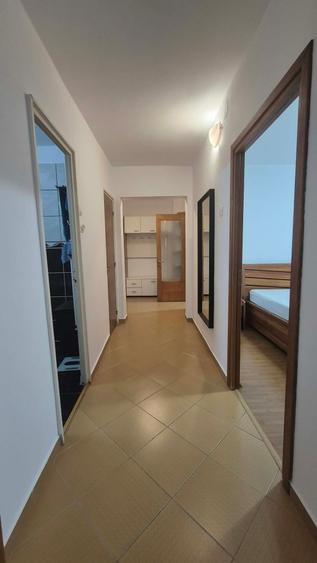 Apartament cu 2 camere decomandat în Lacul Tei