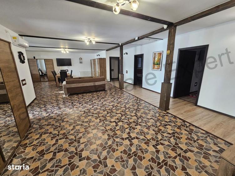 Casă cu 4 camere în Slatina