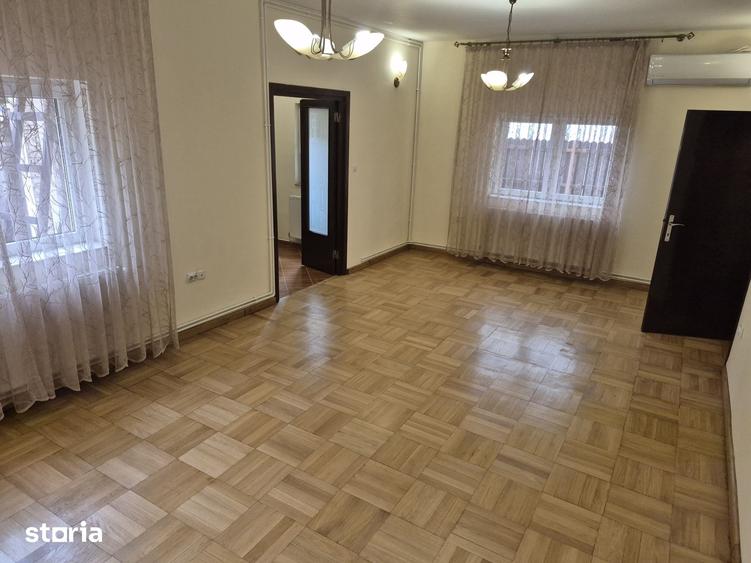 Casă cu 4 camere cu Teren 306 Mp în Dămăroaia