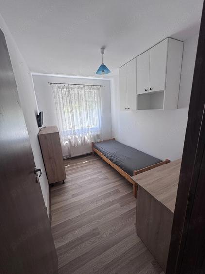 Apartament cu 3 camere semidecomandat în Iosefin