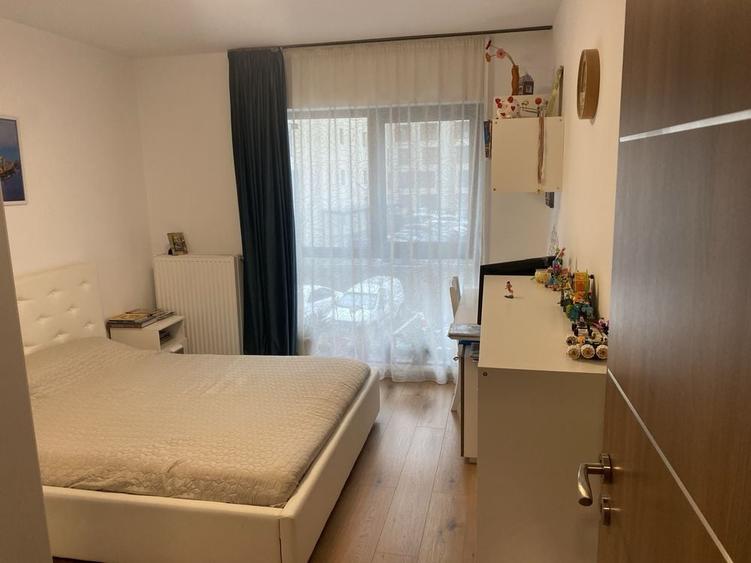 Apartament cu 2 camere decomandat în Exterior Vest