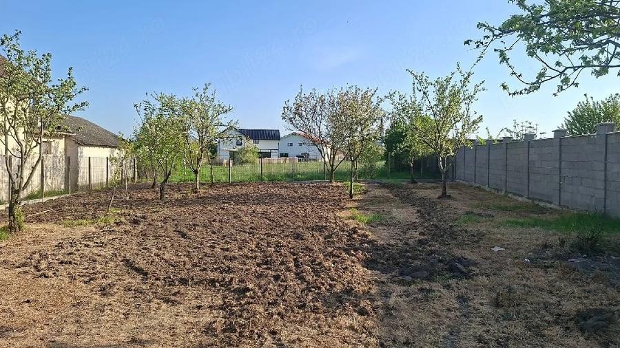 Teren de 775 mp, în Cerneteaz