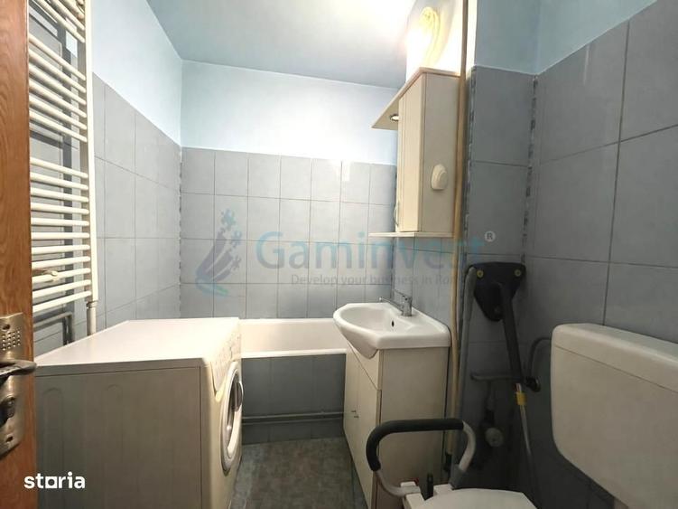 Apartament cu 2 camere decomandat, mobilat în Central