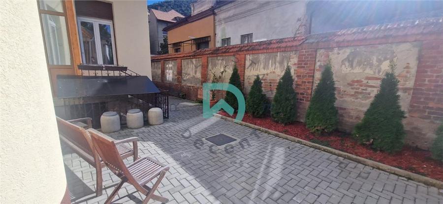 Apartament  la casa 3 camere, Bd. 15 Noiembrie - 11