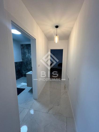Apartament cu 3 camere decomandat în Nord-Est