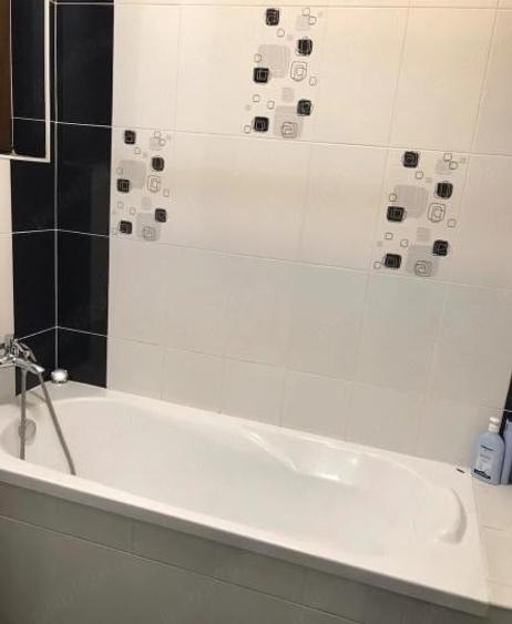 Apartament cu 2 camere semidecomandat, mobilat în Berceni