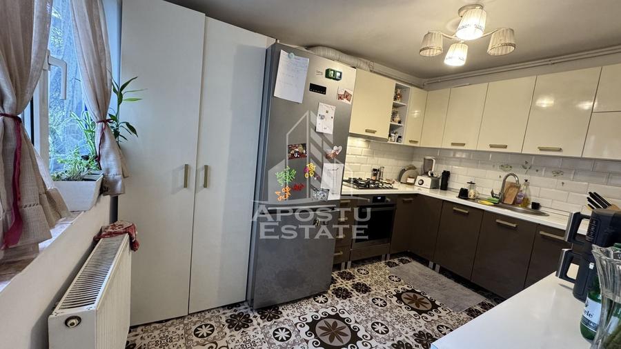 Apartament cu 3 camere semidecomandat, mobilat în Steaua