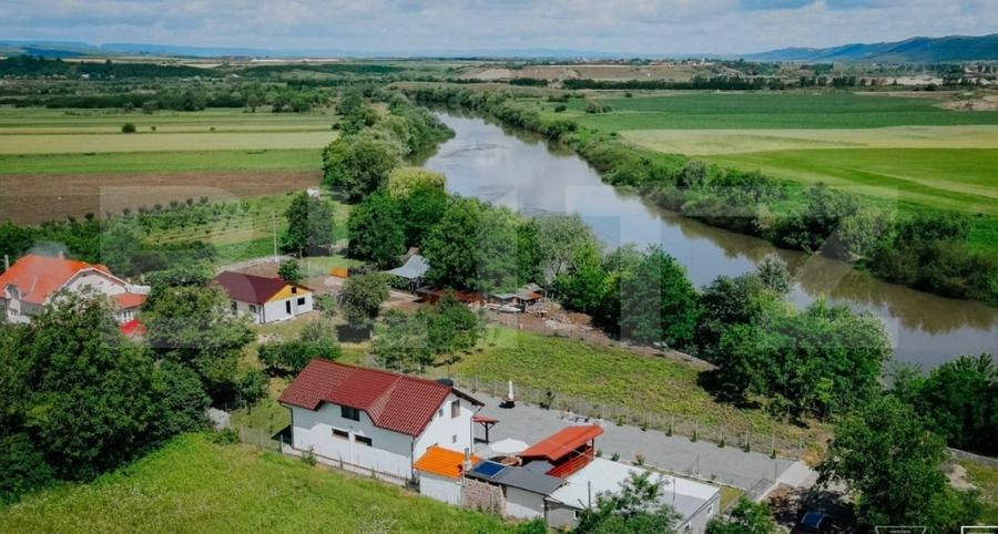 Casă individuală cu 6 camere cu Canalizare în Ocna Mureș