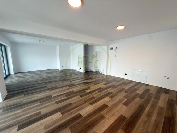 Spațiu comercial, de 126 mp, în Central