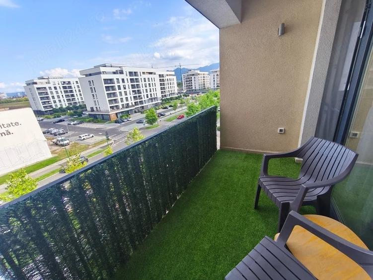 Apartament cu 2 camere decomandat în Exterior Vest