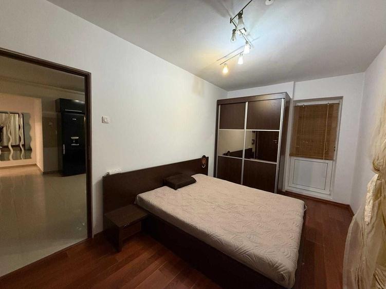 Apartament cu 2 camere semidecomandat, mobilat în Valea Ialomiței