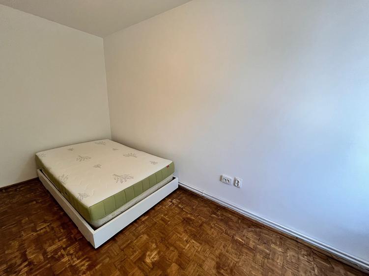 Apartament cu 3 camere semidecomandat în Grigorescu