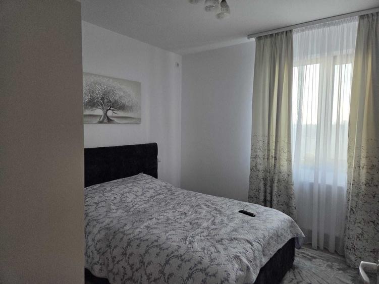 Apartament cu 3 camere decomandat în Orizont