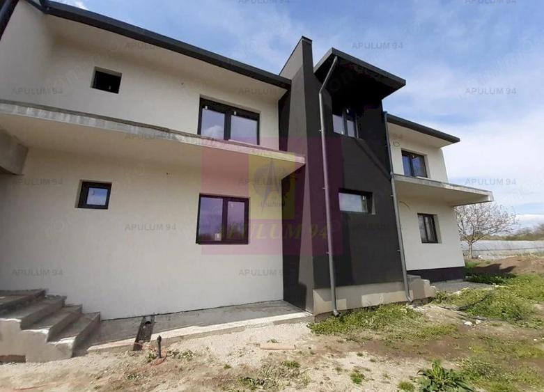 Casă cu 4 camere cu Teren 200 Mp în 1 Decembrie