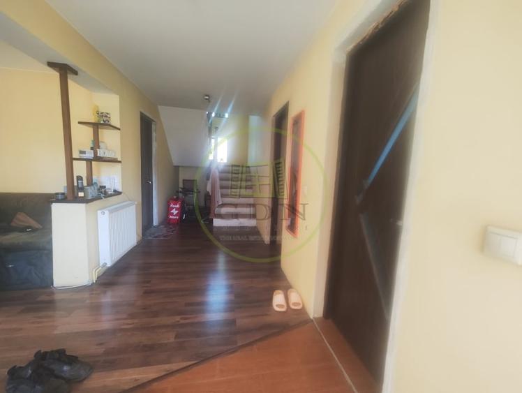 Casă individuală cu 4 camere cu Teren 500 Mp în Malu Mare