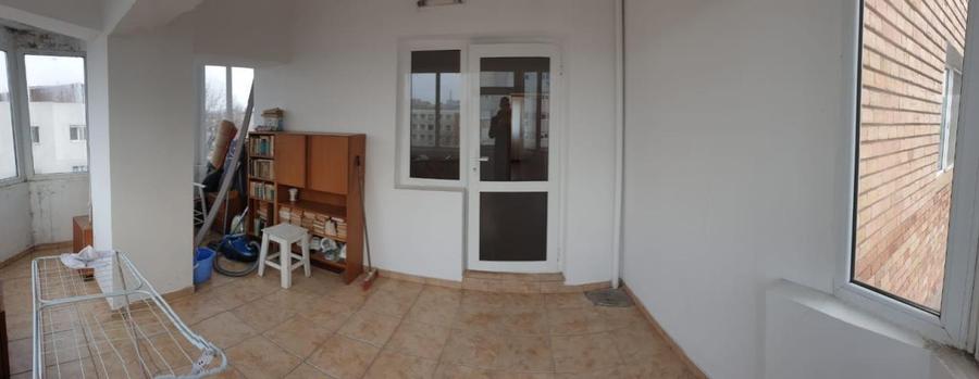 Apartament cu 4 camere decomandat, mobilat în Călărași