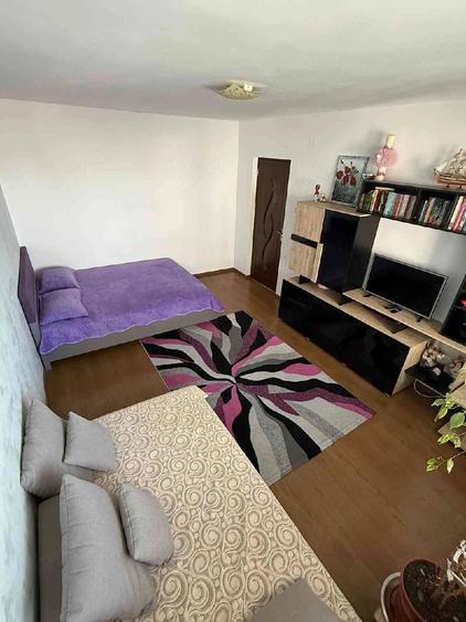 Apartament cu 2 camere decomandat în Marghiloman