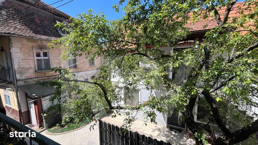 Apartament cu 2 camere, mobilat în Central