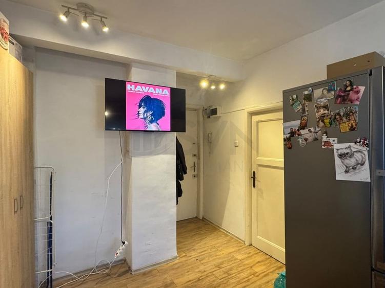 Apartament cu 2 camere semidecomandat în Cișmigiu