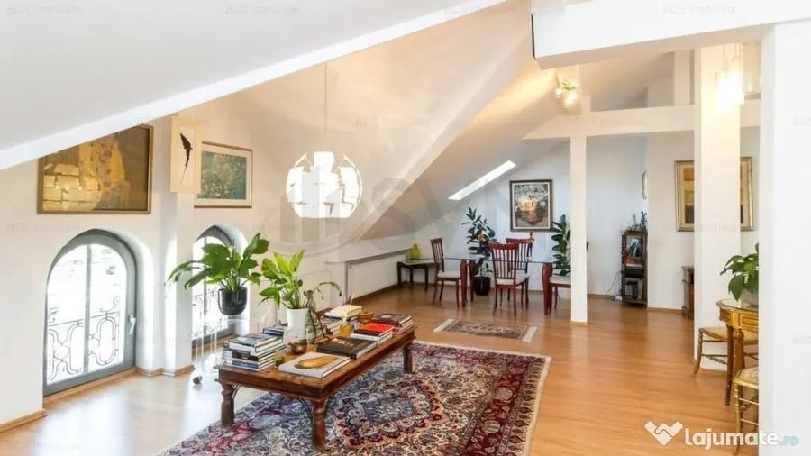 Apartament cu 2 camere semidecomandat în Universitate