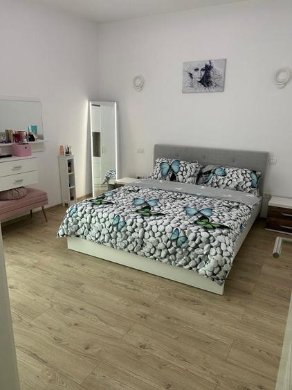 Apartament cu 2 camere semidecomandat în Exterior Vest