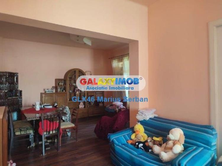 Casă cu 3 camere cu Teren 2354 Mp în Răzvad