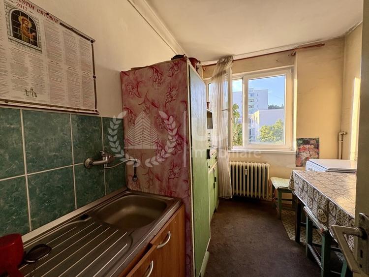 Apartament cu 3 camere decomandat, mobilat în Grigorescu