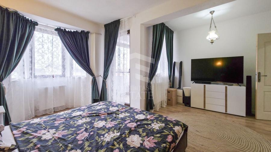 Casă individuală cu 11 camere cu Canalizare în Dragomirești-Deal