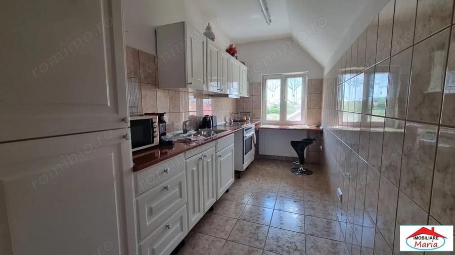 Casa S+P+M cu teren 17 ari zona Bercu Rosu - 4