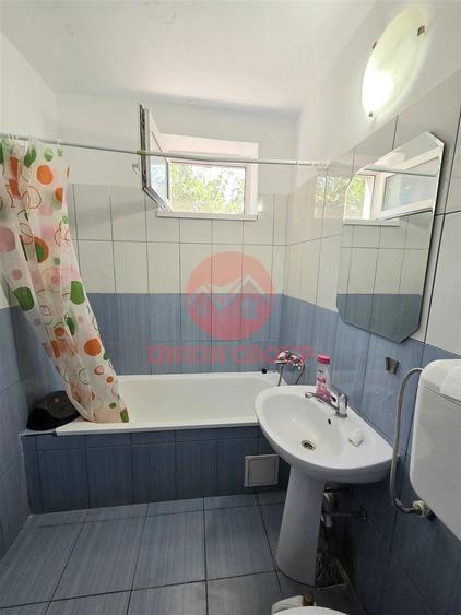 Apartament cu 4 camere decomandat în Tomis III