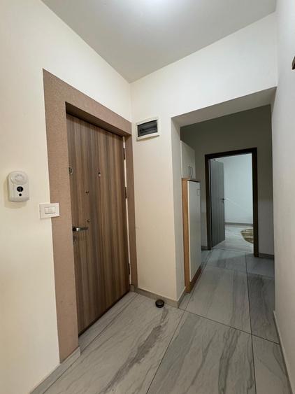 Apartament cu 2 camere semidecomandat în Giroc