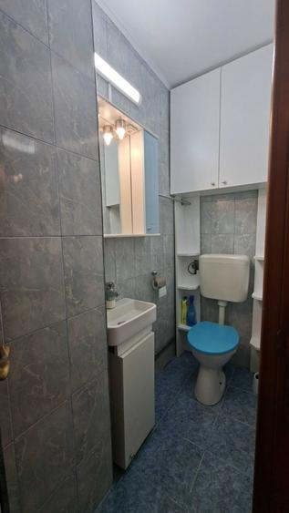 Apartament cu 3 camere decomandat în Sebastian