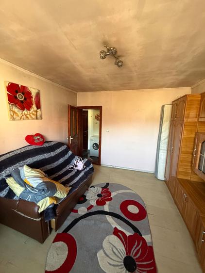 Garsonieră decomandată în Băi
