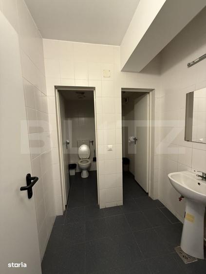 Spațiu comercial, de 499 mp, în Central